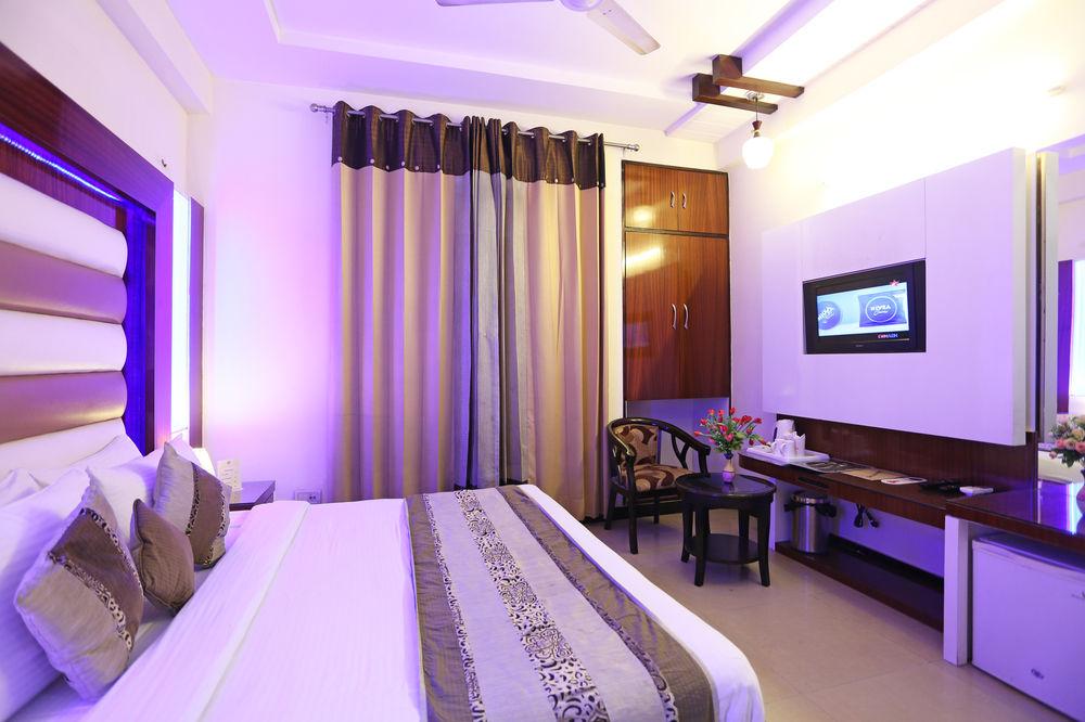 Hotel Star Plaza@New Delhi Railway Station Zewnętrze zdjęcie