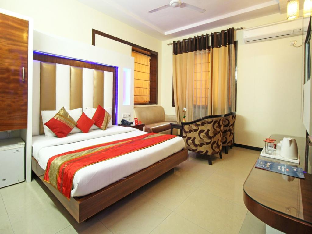 Hotel Star Plaza@New Delhi Railway Station Zewnętrze zdjęcie
