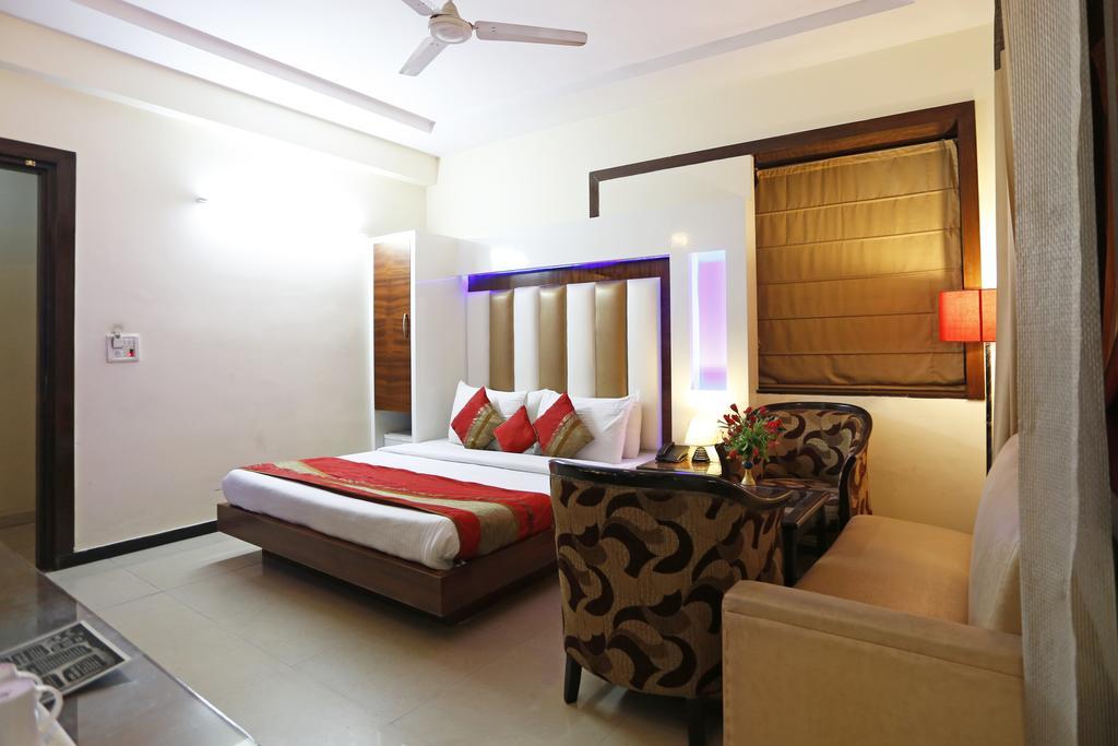 Hotel Star Plaza@New Delhi Railway Station Zewnętrze zdjęcie