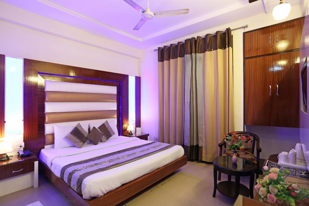 Hotel Star Plaza@New Delhi Railway Station Zewnętrze zdjęcie