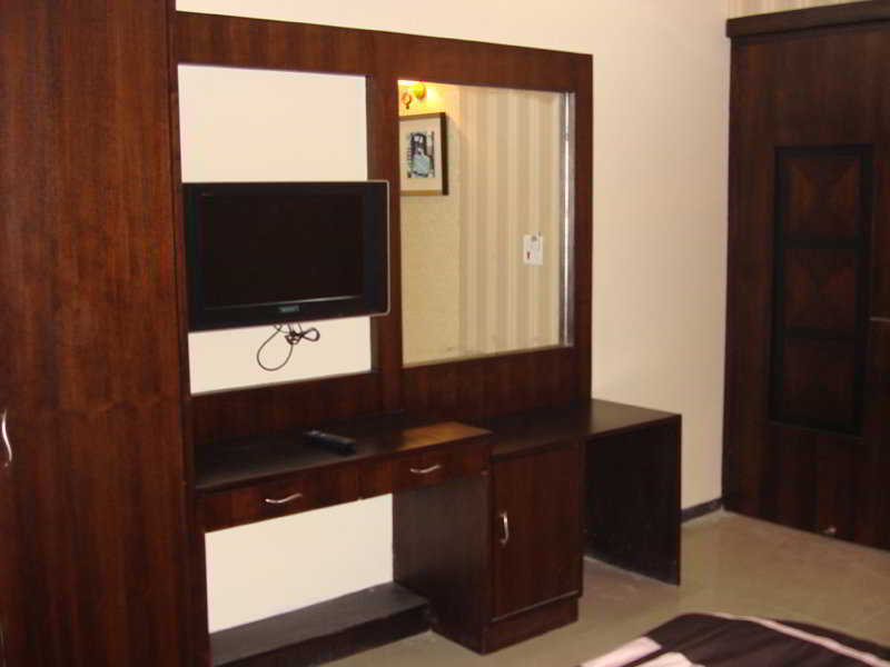 Hotel Star Plaza@New Delhi Railway Station Zewnętrze zdjęcie